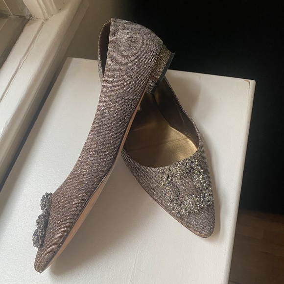 Manolo Blahnik Hangs Flat Glitter - Picture 3 of 5